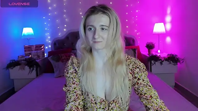 CamillaDreamer webcam