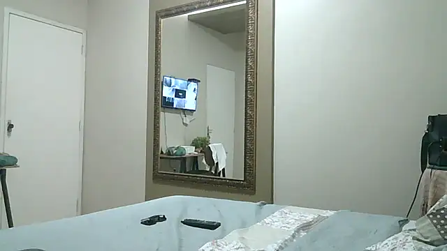 pornstarbrezillian (T young) - cum dildo 23 cm zap no perfil