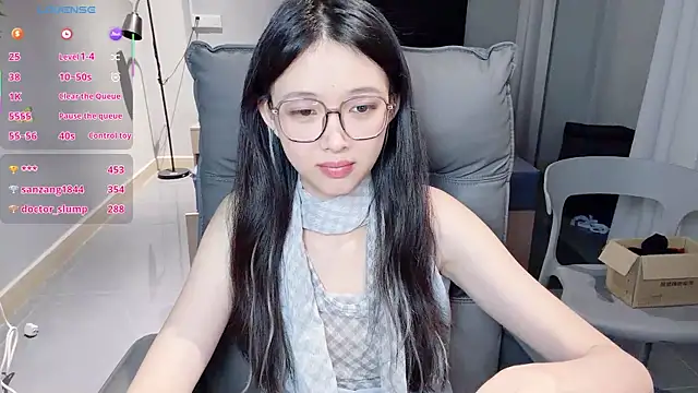 NiNi-baby520 webcam