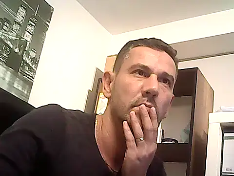 mastercharisma35 webcam