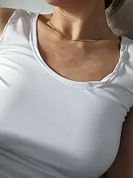 Melzinhasweet webcam