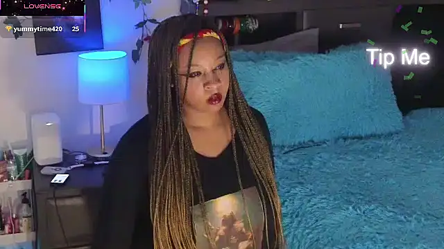 CosmicDream143 webcam