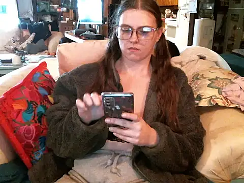 katie_kitten38 webcam