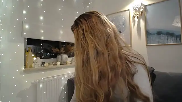 JulietteDiamond webcam