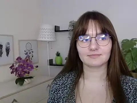 Julie_Diamond webcam