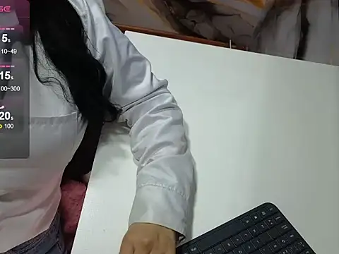 valery_cute_18 webcam