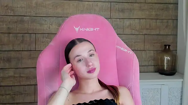 KristinaBellini webcam