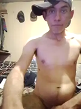 Cloud0nMycock webcam