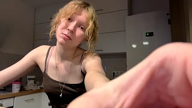 ElfriedaZwack webcam