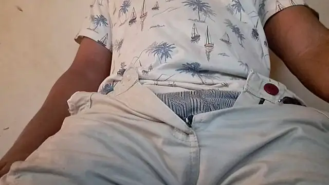 royblackbigpvt webcam