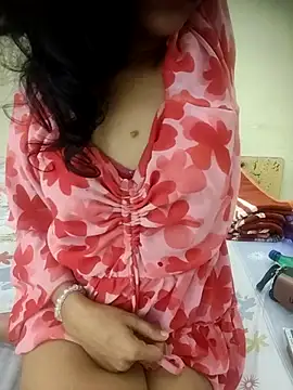 Webcam Model (Snaya-baby)  is live.Free join now!