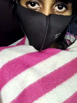 thaper_meera2 (F young) - Boobs show