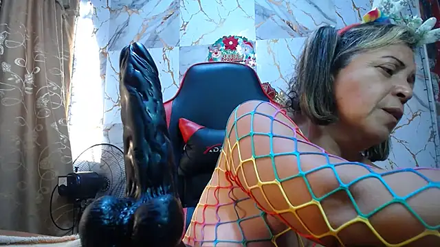 alina_maturehot webcam