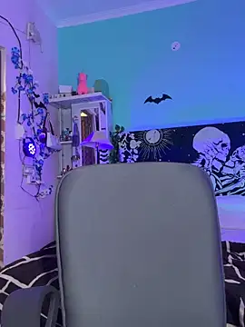 lilliiilliiillil webcam