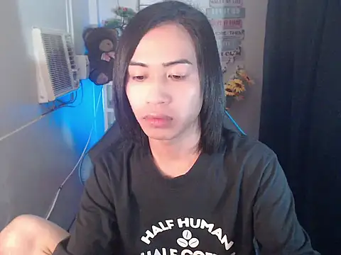 Miracle_TheBrat webcam