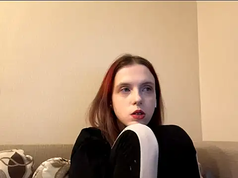 lulyclouds - LulyClouds's free webcam - UK Sex Cams