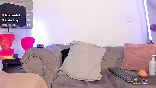 Dimitri_Bass's live cam