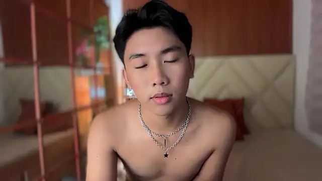 dangerzone0122 webcam