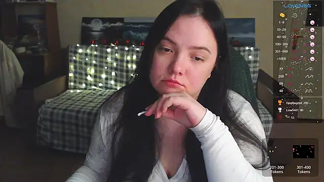 emillybones - EmillyBones's free webcam - UK Sex Cams