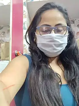 Webcam Model (nisha_1110)  is live.Free join now!