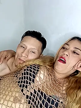 xXAndreyAndMariaXx webcam