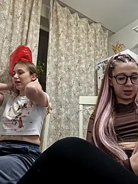 yourfavcouple_ from StripChat is Freechat