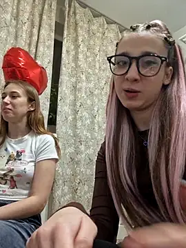 yourfavcouple_ from StripChat is Freechat