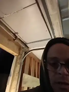 buffshagswell (Ask my age) - Plz help Mum an I get to family's house