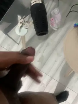 j_ratid (Ask my age) - Finger my hole