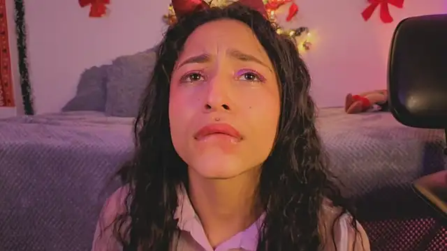 Webcam Model (MarillynMorgan)  is live.Free join now!