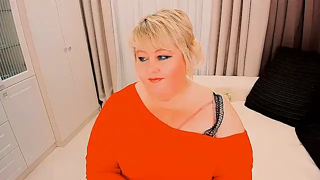 BIGTITSBBW webcam