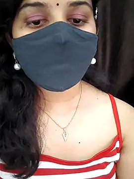 Webcam Model (Teen-sweety)  is live.Free join now!