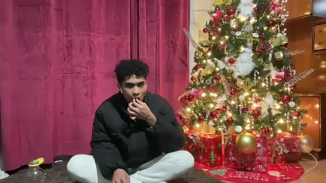 ryan-hot - Ryan-hot's free webcam - UK Sex Cams