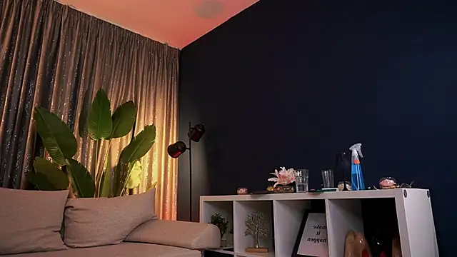 angelinarae - AngelinaRae's free webcam - UK Sex Cams