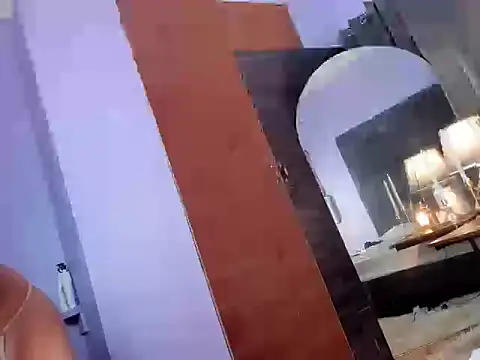 LouiseElizabeth webcam