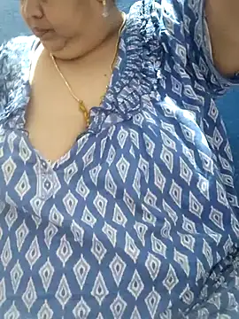 tamilthanushri webcam