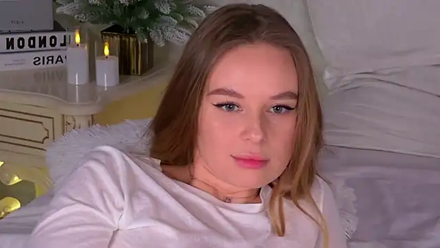 BeatriceEsmont webcam