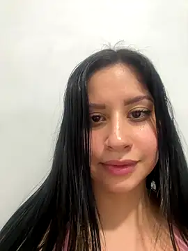 lucy_grey25 - Lucy_grey25's free webcam - UK Sex Cams