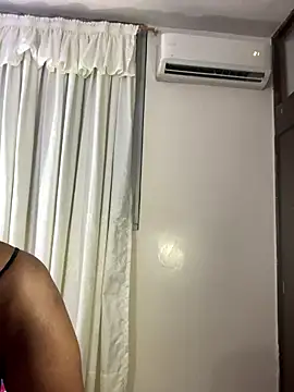 meleck_osorio (F teen) - Naked + dance and x10 spank