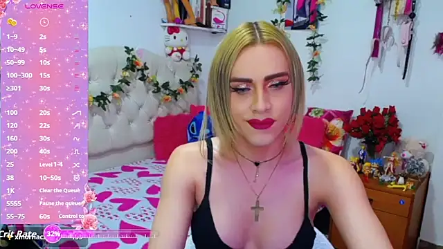 golden_girl01 live cam screenshot tranny from Venezuela on TokenKeno — Tip, Play & Watch Live Cams