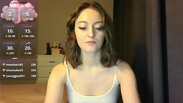 white_liillyy webcam