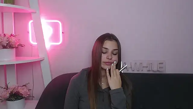 MilanaAngelAs webcam