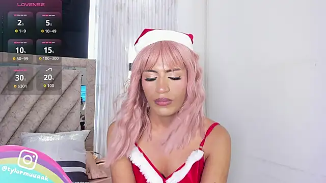 Taylor_Harveey webcam