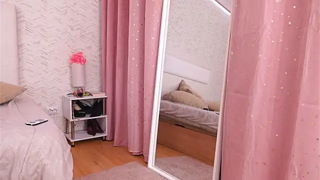 dahliarosee - DahliaRosee's free webcam