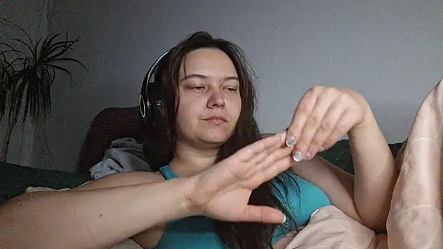 Cyndee_Winter webcam