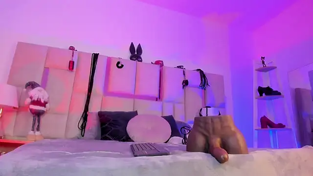 Violett_Sinclair webcam