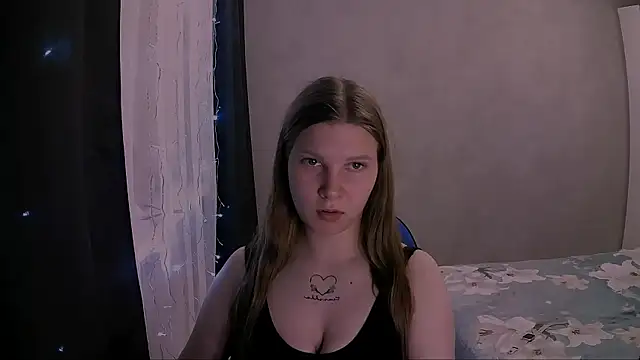 nelli_lux_ webcam