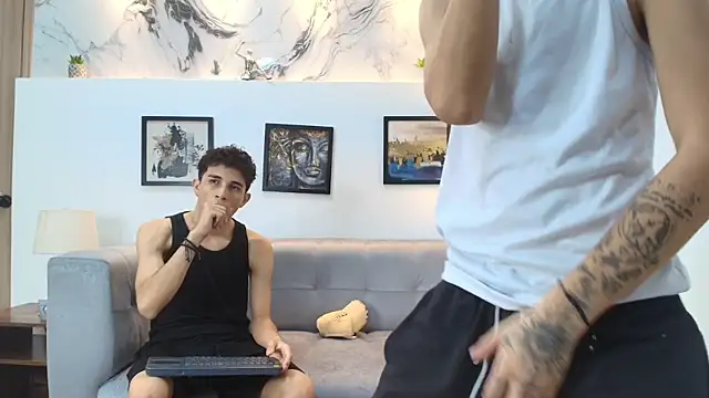 BOYS_OF_MILAMBER webcam