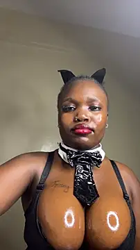 Webcam Model (Mistress__)  is live.Free join now!