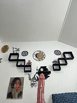 Webcam Model (jamilaross) is live